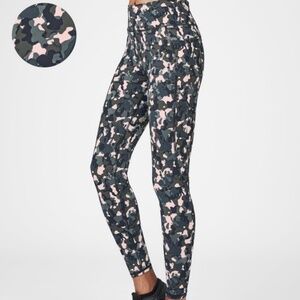 Sweaty Betty Zero Gravity Workout Legging in Green Elephant Camo Print
